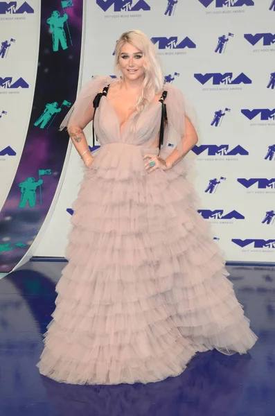 Kesha bei den mtv video music awards 2017 — Stockfoto