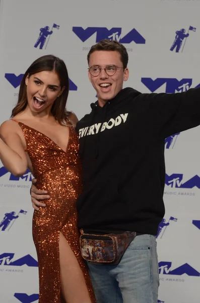 Jessica Andrea, mantık