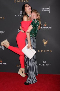 Camila Banus, Marci Miller