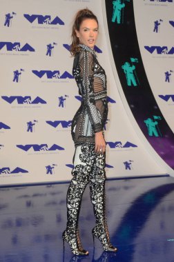 Modeli Alessandra Ambrosio