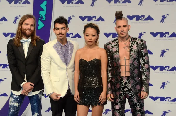 Dnce 2017, Mtv Video Müzik Ödülleri