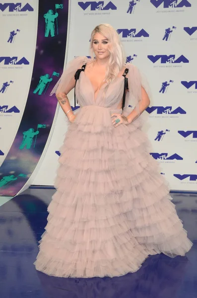 Kesha bei den mtv video music awards 2017 — Stockfoto