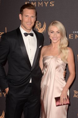 dansçı Julianne Hough hokey oyuncusu Brooks Laich ile