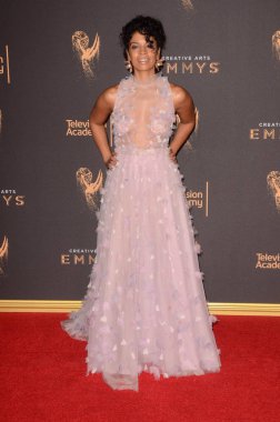 aktris Susan Kelechi Watson