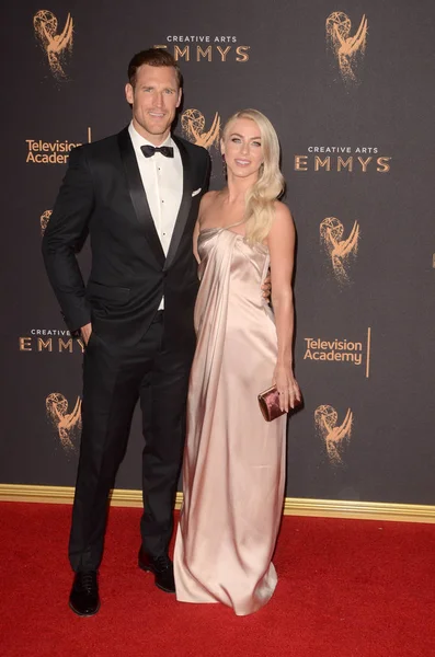 dansçı Julianne Hough hokey oyuncusu Brooks Laich ile