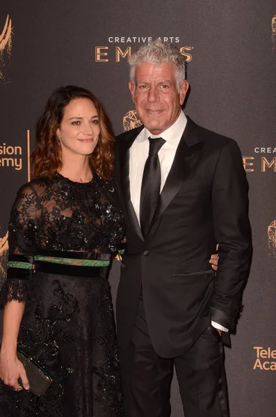 konuk şef aşçı Anthony Bourdain