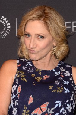 oyuncu Edie Falco
