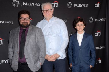 aktörler Bobby Moynihan, John Larroquette ve Jack Dylan Grazer