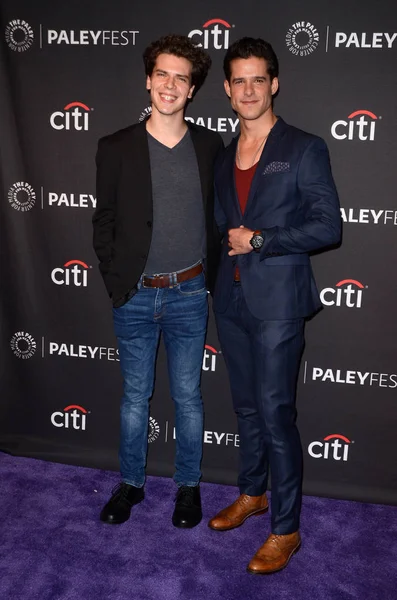 Gus Halper, Miles Gaston Villanuev