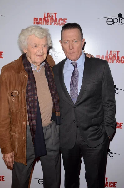 Hal Holbrook, Robert Patrick