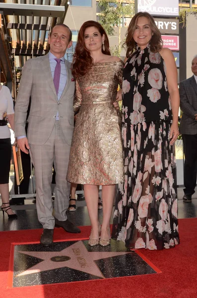 Debra Messing, Max Mutchnick, Mariska Hargita — Zdjęcie stockowe