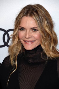 aktris michelle pfeiffer