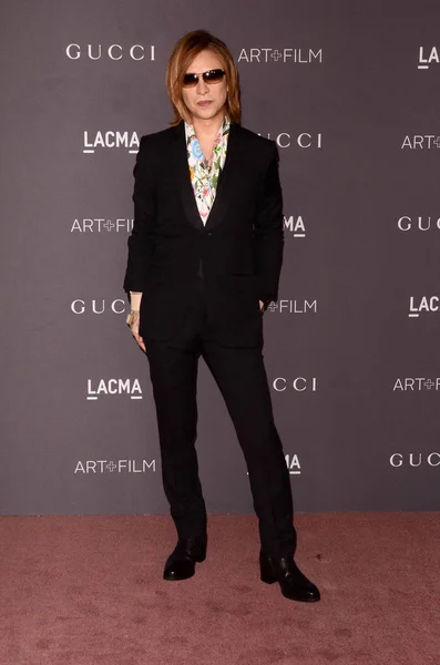 Muzyk Yoshiki Lacma sztuki i filmu Gala — Zdjęcie stockowe