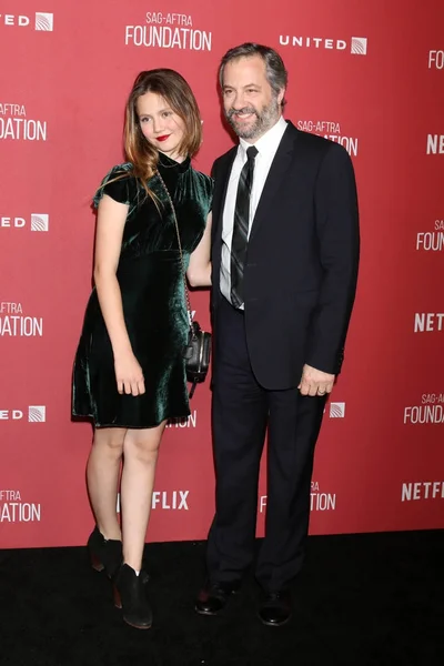 Actress Iris Apatow with film director Judd Apatow — Stock Photo, Image
