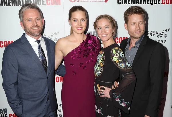 Actress Amy Adams with family — Stock Photo, Image