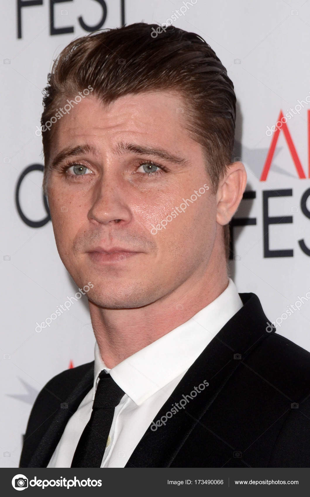 Actor Garrett Hedlund — Stock Editorial Photo © s_bukley #173490066, image size:1060x1700
