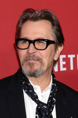 aktör Gary Oldman