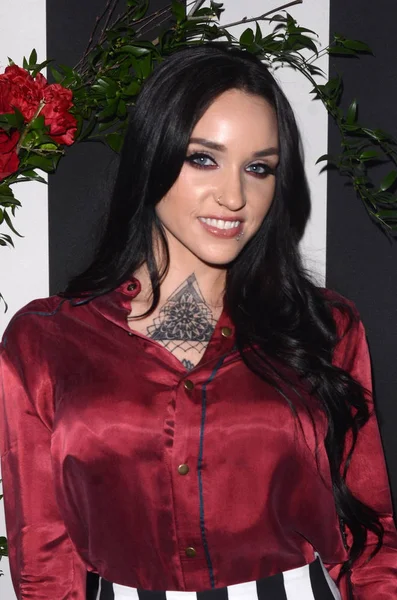 aktris Meredith Devine