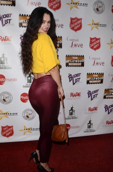 aktris Natasha Blasick