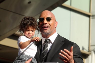 Yasemin Johnson, Dwayne Johnso