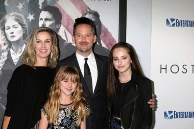 Jocelyne Cooper, Stella Cooper, Scott Cooper, Ava Cooper