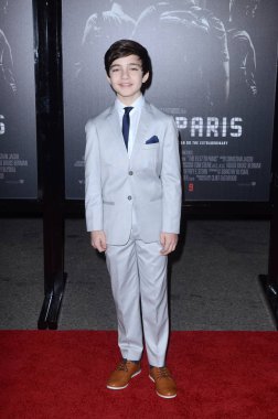 oyuncu Bryce Gheisar