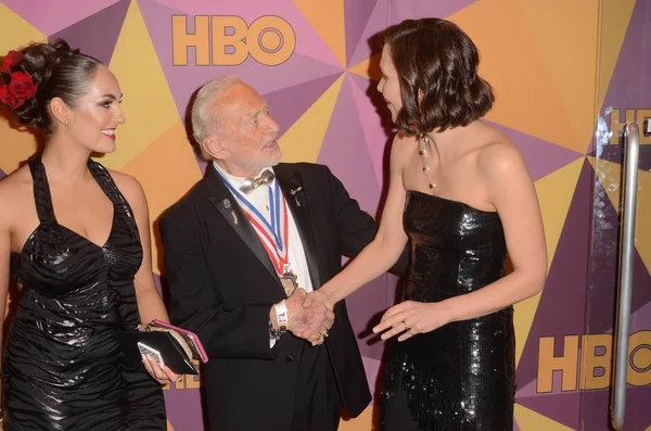 Buzz Aldrin, Maggie Gyllenhaal — Stock Photo, Image