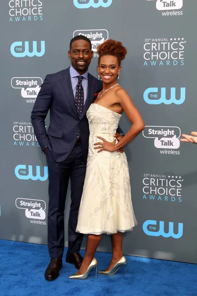 Sterling K Brown, Ryan Michelle Mandi — Stok Foto