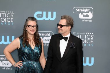 Gisele Schmidt, Gary Oldman