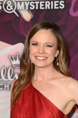 aktris Rachel Boston