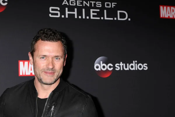 Actor Jason Omara —  Fotos de Stock