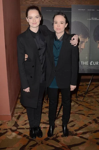 Inggris Emma Portner Ellen Page Cured Los Angeles Special Screening Stok Lukisan  