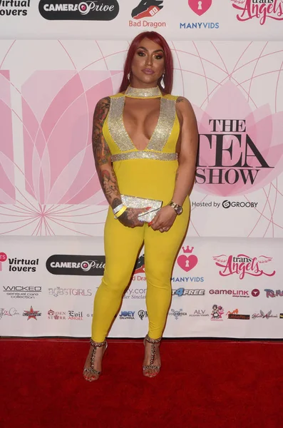 Hollywood beauty awards Stock Photos, Royalty Free Hollywood beauty awards Images | Depositphotos®