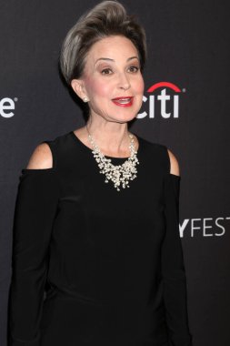aktris Annie Potts