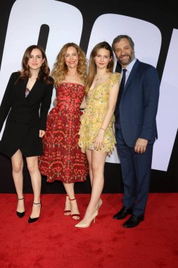 Leslie Mann, Iris Apatow, Maude Apatow