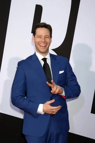 Actor Ike Barinholtz — Stock Photo, Image