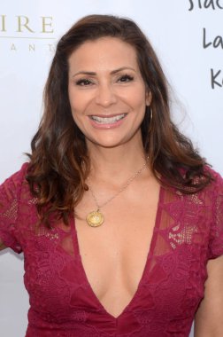 aktris Constance Marie