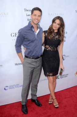 Dean Geyer, Jillian Murray