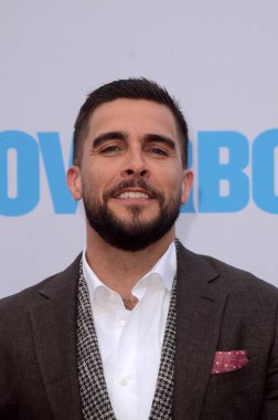 aktör Josh Segarra