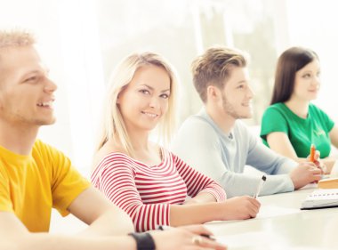 Test yazma öğrenci grubu