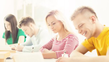 Test yazma öğrenci grubu