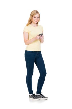 Sarı tişört güzel kadın