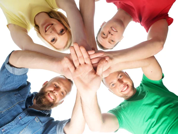 Groep gelukkige jonge vrienden — Stockfoto