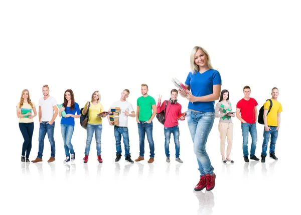 Gran grupo de estudiantes adolescentes — Foto de Stock