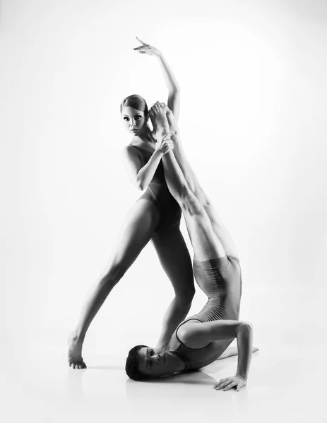 艺术表演中的芭蕾舞演员 — 图库照片
