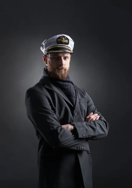Portret przystojny kapitan — Zdjęcie stockowe