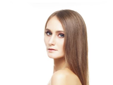 Genç ve güzel bir kadının portresi