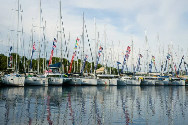 Vackra lyxbåtar — Stockfoto