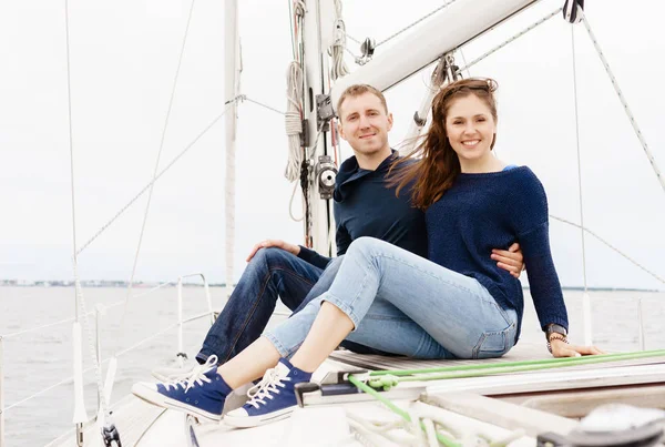 Young woman on yacht — Stock Photo, Image