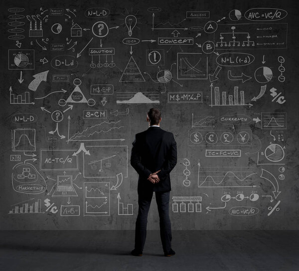 Бизнесмен в черном костюме